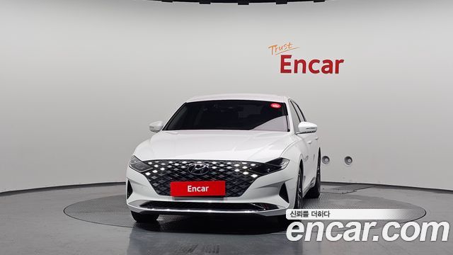 Hyundai Grandeur (IG) 3.0 LPi Rent Car Modern 2023 — фото 3