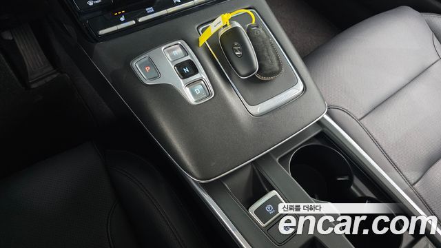 Hyundai Grandeur (IG) 3.0 LPi Rent Car Modern 2023 — фото 9