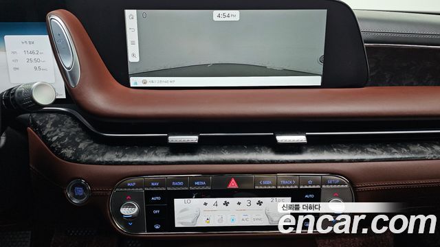 Genesis G90 (RS4) Gasoline 3.5 Turbo e-S/C AWD 2023 — фото 24