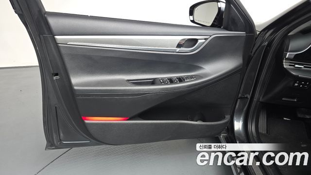 Hyundai Grandeur (IG) 2.5 Premium Choice 2021 — фото 24