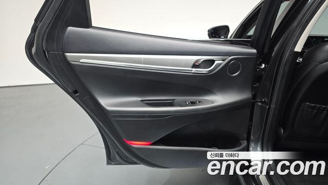 Hyundai Grandeur (IG) 2.5 Premium Choice 2021 — фото 25