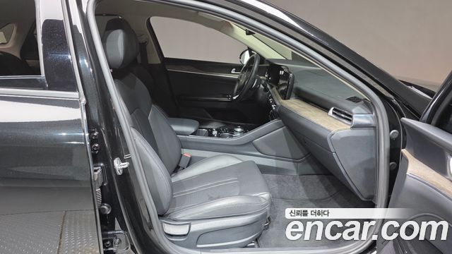 Kia K5 (III) 2.0 Noblesse 2023 — фото 10