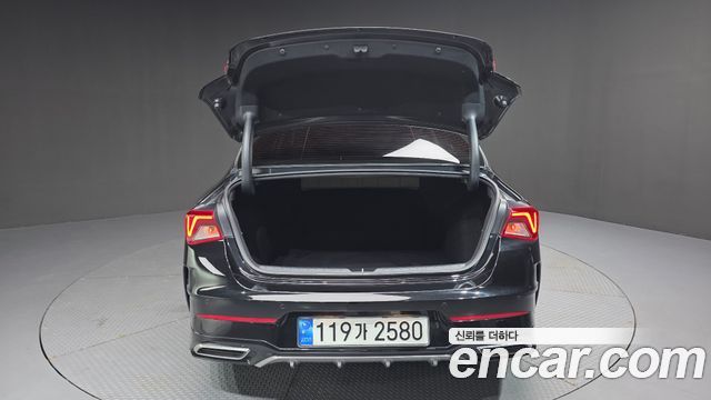 Kia K5 (III) 2.0 Noblesse 2023 — фото 24