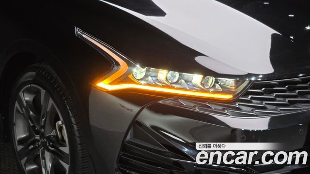 Kia K5 (III) 2.0 Noblesse 2023 — фото 28