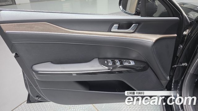 Kia K5 (III) 2.0 Noblesse 2023 — фото 30