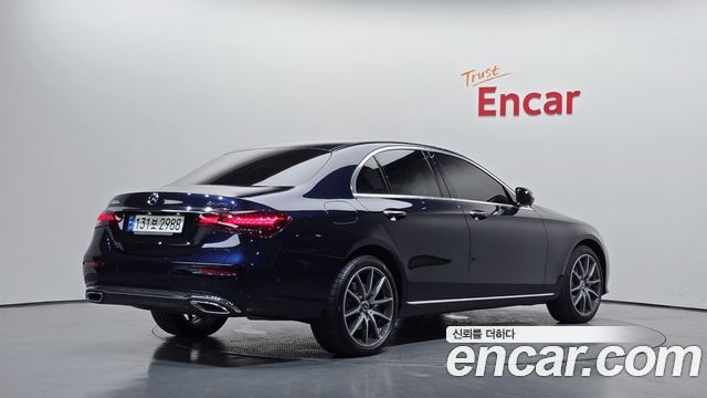 Mercedes-Benz E-Class (W213) E300e 4MATIC Exclusive 2022 — фото 2