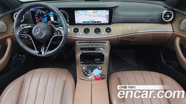 Mercedes-Benz E-Class (W213) E300e 4MATIC Exclusive 2022 — фото 7