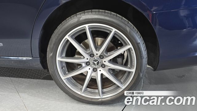 Mercedes-Benz E-Class (W213) E300e 4MATIC Exclusive 2022 — фото 21