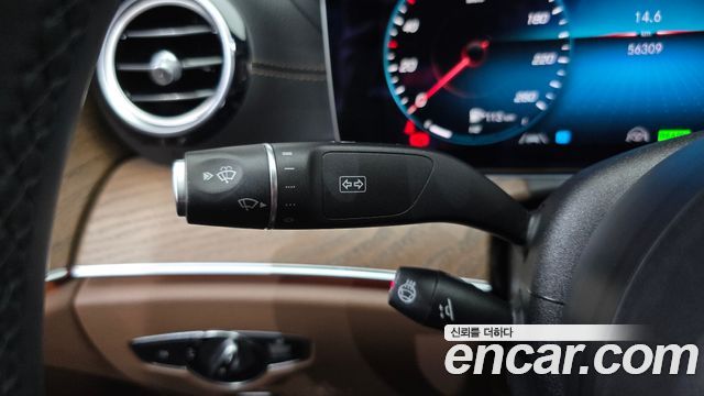 Mercedes-Benz E-Class (W213) E300e 4MATIC Exclusive 2022 — фото 29