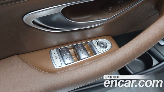 Mercedes-Benz E-Class (W213) E300e 4MATIC Exclusive 2022 — фото 30
