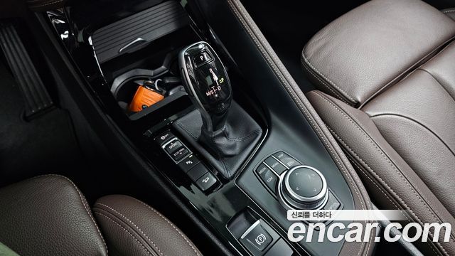BMW X1 (F48) xDrive 20i M Sport 2022 — фото 9