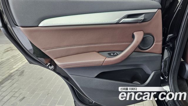 BMW X1 (F48) xDrive 20i M Sport 2022 — фото 25