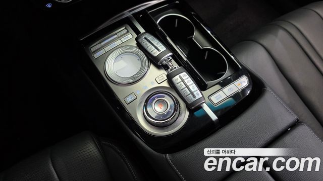 Genesis G80 (RG3) Gasoline 2.5 Turbo AWD 2022 — фото 9