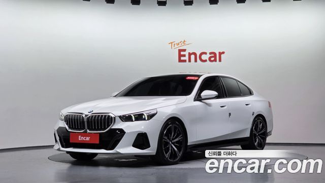 BMW 5 Series (G60) 530i xDrive M Sport 2026 — фото 11