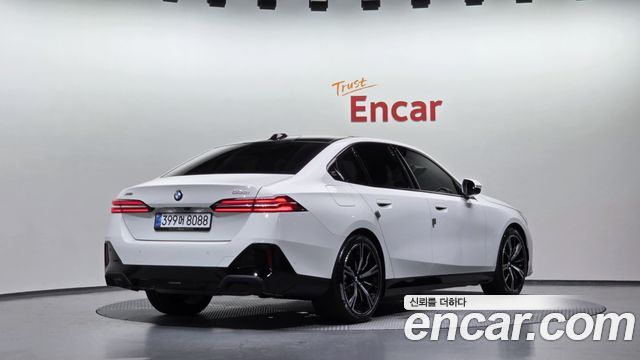 BMW 5 Series (G60) 530i xDrive M Sport 2026 — фото 2