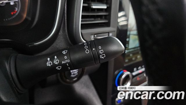 Renault Korea QM6 2.0 LPe RE Signature 2WD 2021 — фото 27