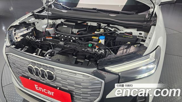 Audi Q4 e-tron (F4) 45 Sportback 2025 — фото 6
