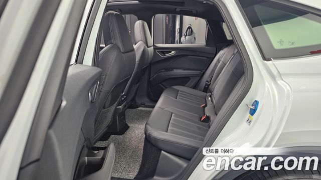 Audi Q4 e-tron (F4) 45 Sportback 2025 — фото 12