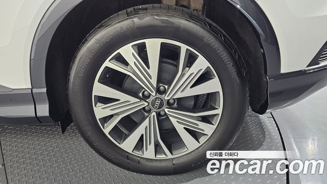 Audi Q4 e-tron (F4) 45 Sportback 2025 — фото 21