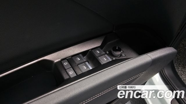 Audi Q4 e-tron (F4) 45 Sportback 2025 — фото 32