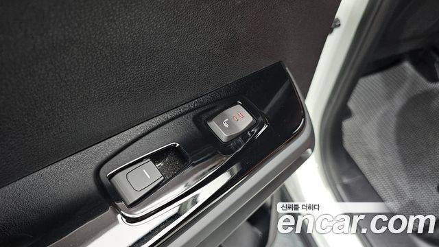 KG Mobility (SsangYong) Torres Gasoline 1.5 4WD T7 2024 — фото 32