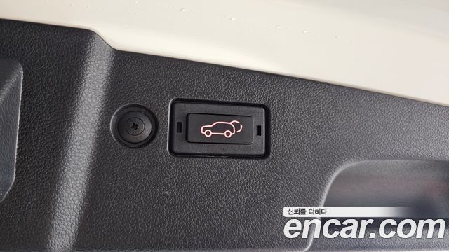 KG Mobility (SsangYong) Torres Gasoline 1.5 4WD T7 2024 — фото 35