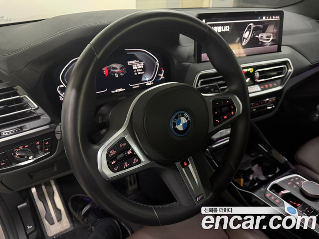 BMW iX3 M Sports 2023 — фото 16