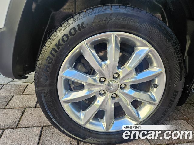Jeep Cherokee (KL) 2.4 Longitude High AWD 2017 — фото 20