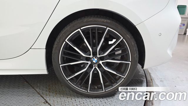 BMW 1 Series (F40) 118d M Sport First Edition 2020 — фото 27