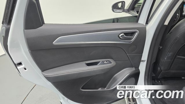 Renault Korea XM3 1.3 TCe RE Signature 2023 — фото 25