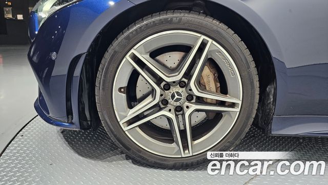 Mercedes-Benz CLS-Class (C257) CLS300d AMG Line 2019 — фото 5