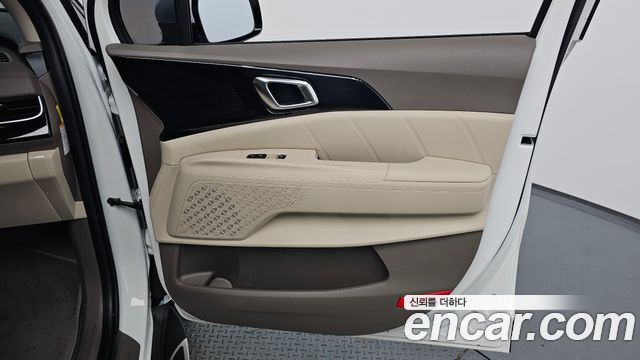 Kia Carnival (IV) HEV 9seater Signature 2026 — фото 25