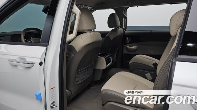 Kia Carnival (IV) HEV 9seater Signature 2026 — фото 26