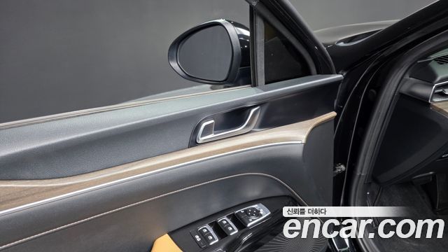 Kia K5 (III) 2.0 Noblesse 2021 — фото 32