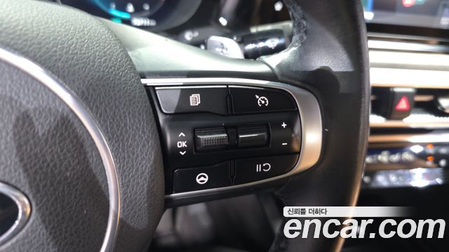 Kia K5 (III) 2.0 Noblesse 2021 — фото 33