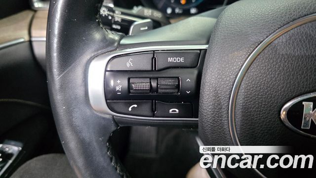 Kia K5 (III) 2.0 Noblesse 2021 — фото 35