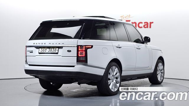 Land Rover Range Rover (IV) 5.0 SC Vogue SE 2015 — фото 2