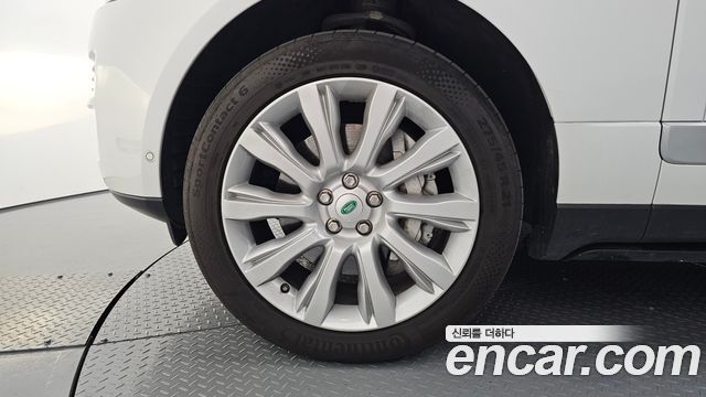 Land Rover Range Rover (IV) 5.0 SC Vogue SE 2015 — фото 5