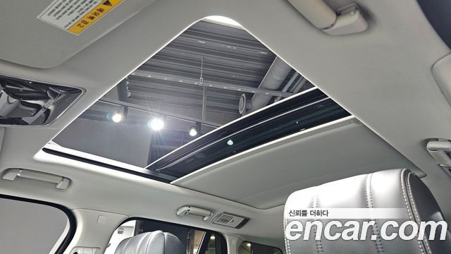 Land Rover Range Rover (IV) 5.0 SC Vogue SE 2015 — фото 19