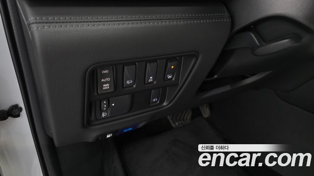 Renault Korea QM6 2.0 dCi Premiere 4WD 2021 — фото 14