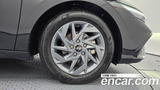 Hyundai Avante (CN7) 1.6 Inspiration 2025 — фото 21