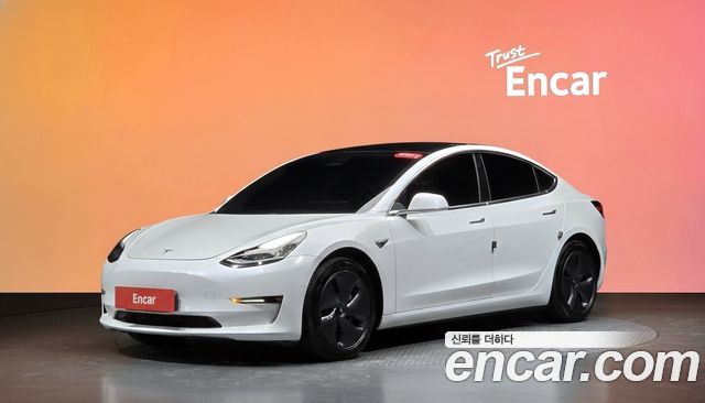 Tesla Model 3 Long Range AWD