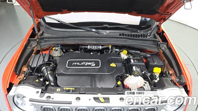 Jeep Renegade 2.0 Diesel Limited AWD 2017 — фото 6