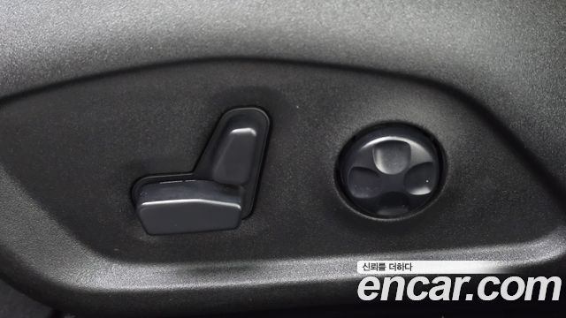 Jeep Renegade 2.0 Diesel Limited AWD 2017 — фото 15