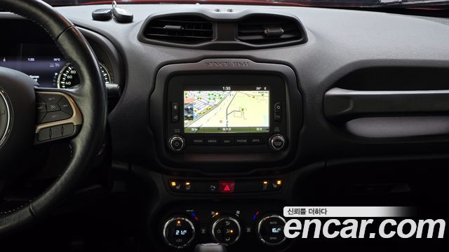 Jeep Renegade 2.0 Diesel Limited AWD 2017 — фото 19