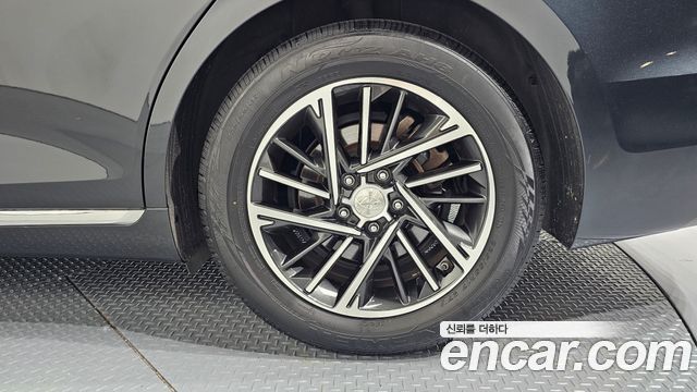 Hyundai Grandeur (IG) 2.5 Premium 2022 — фото 21