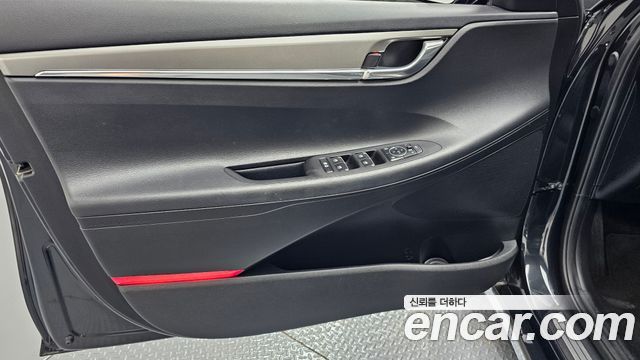 Hyundai Grandeur (IG) 2.5 Premium 2022 — фото 24
