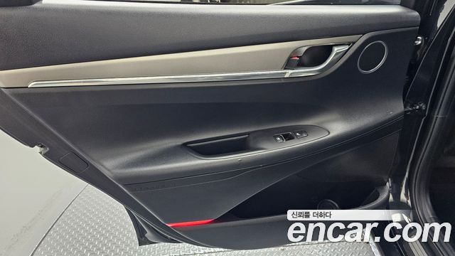 Hyundai Grandeur (IG) 2.5 Premium 2022 — фото 25