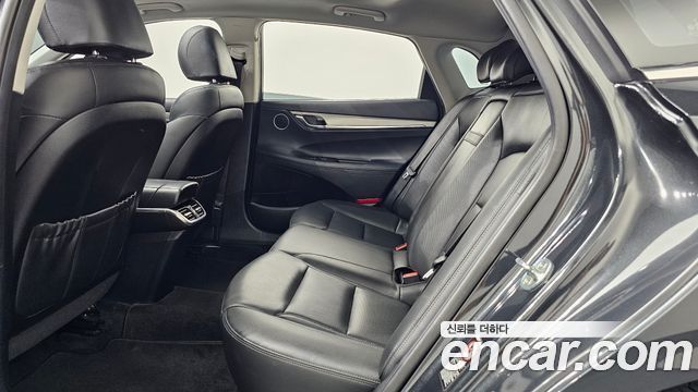Hyundai Grandeur (IG) 2.5 Premium 2022 — фото 26