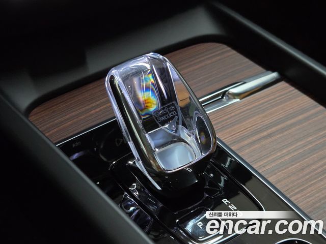 Volvo V60 Cross Country (II) B5 Ultra AWD 2025 — фото 9